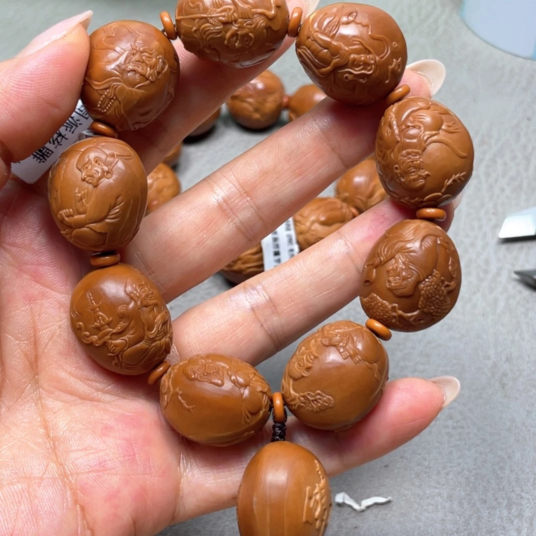 橄榄核吊坠大师姐罗汉