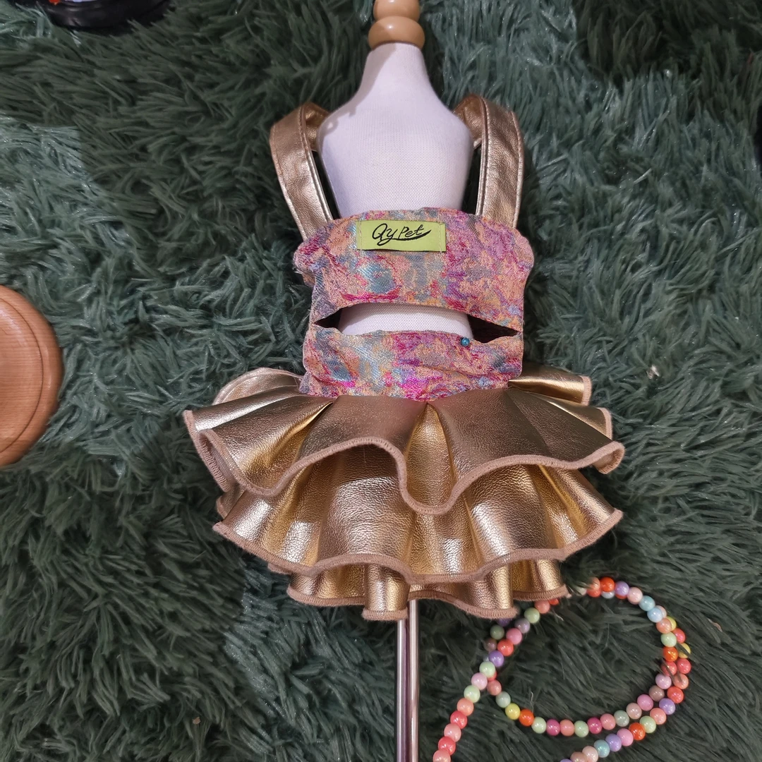 福霖源pet狗狗夏季小裙子宠物服装高端定制金色宠物皮裙NO退NO换