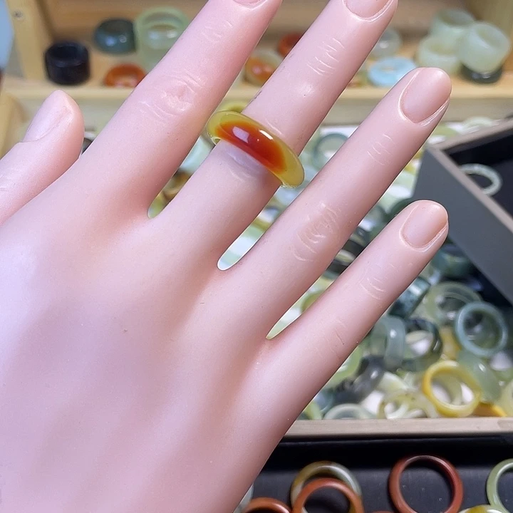 蛇纹石玉合金戒指16.8