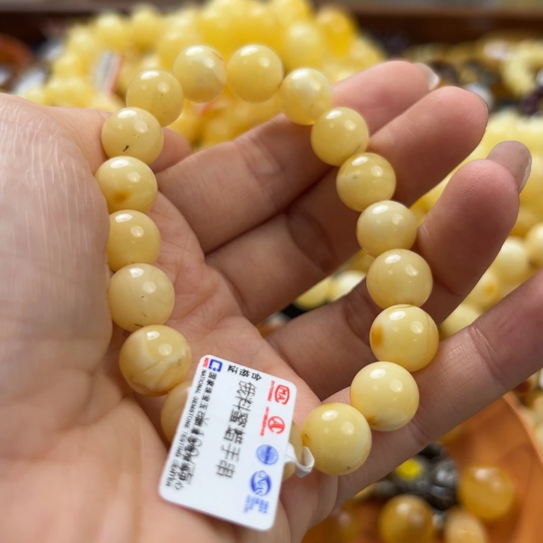 未镶嵌琥珀珠宝奇石