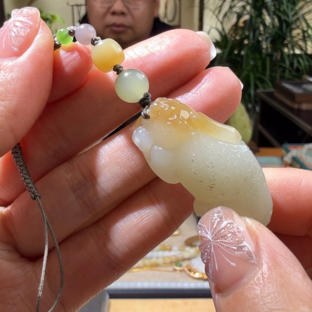 和田玉挂件未镶嵌浮*