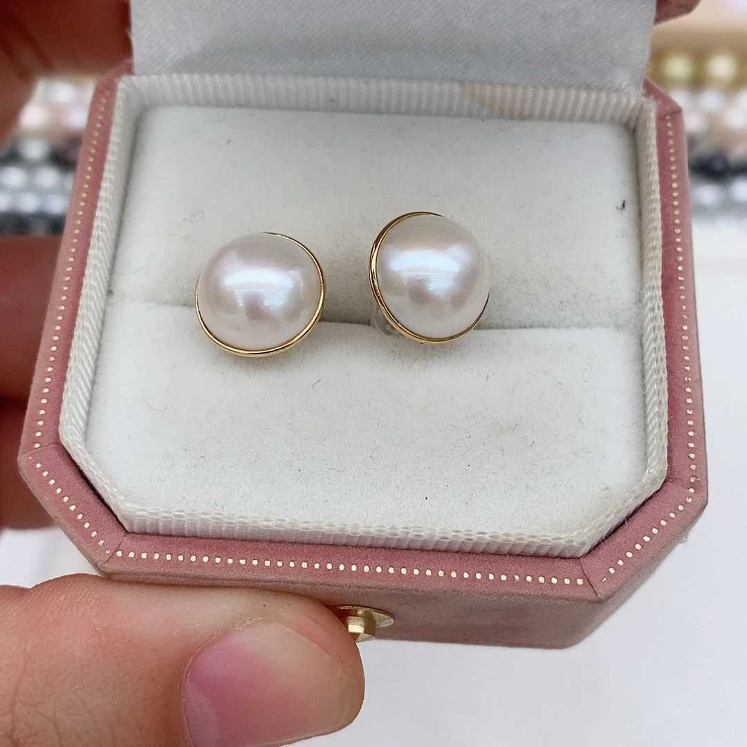 淡水珍珠颈饰18K金镶嵌