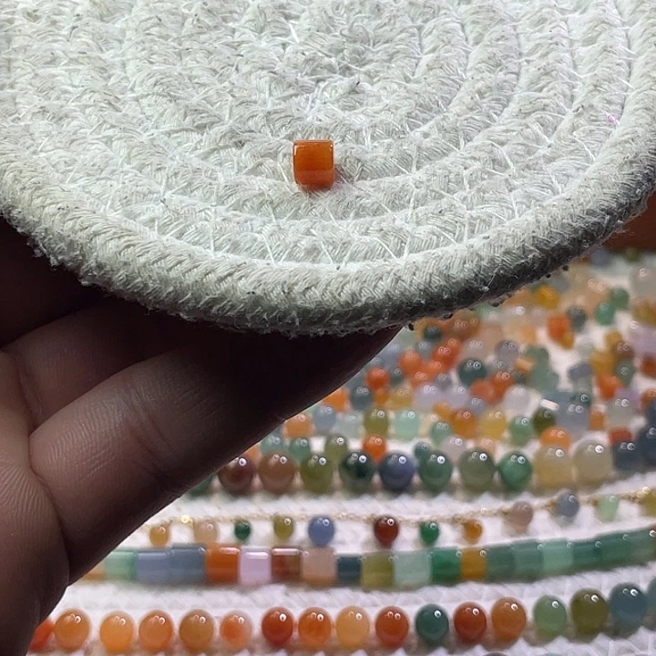 翡翠散珠未镶嵌定制翡翠桶珠卡5.4*5.9