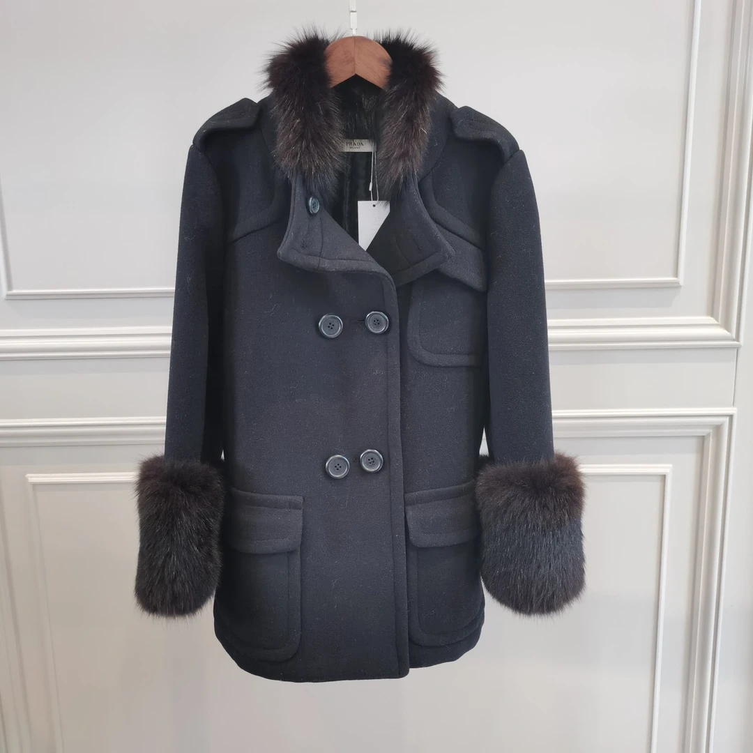 95新 Prada/普拉达 Prada大衣/95新/NBY10335