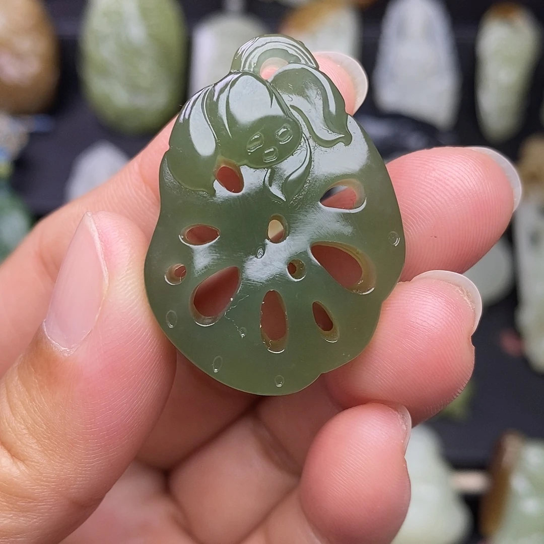 和田玉未镶嵌挂件