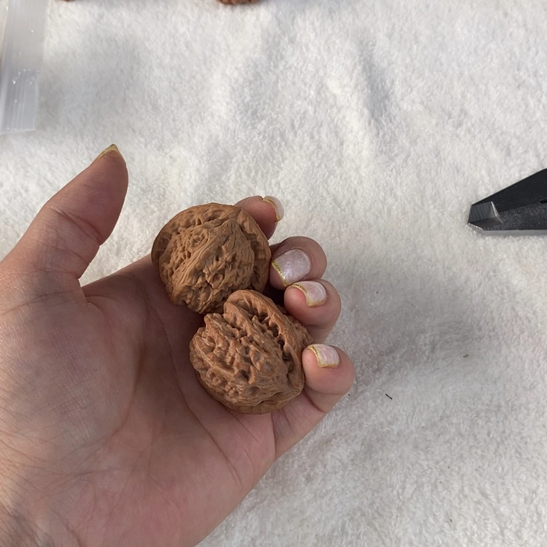 吊坠文玩核桃三角白