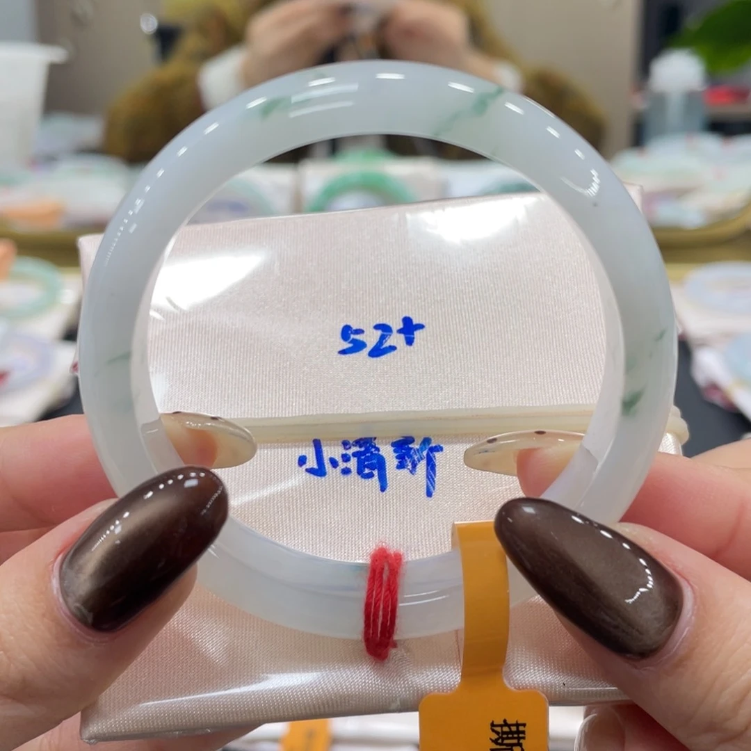 未镶嵌手镯翡翠翡翠