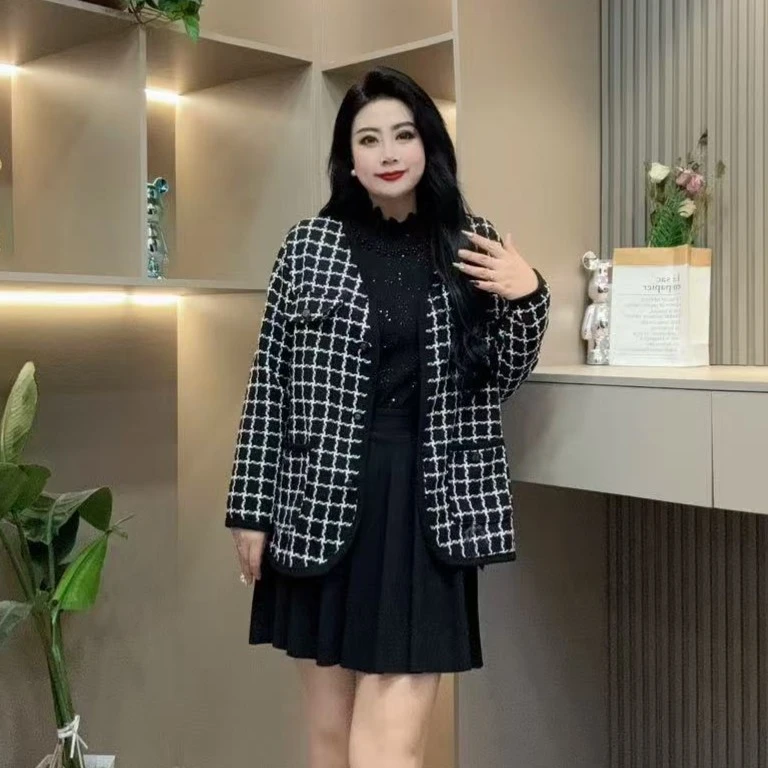 春季外套-【现】品 5940气质潮流小香风洋气百搭款胖MM大码女装新款