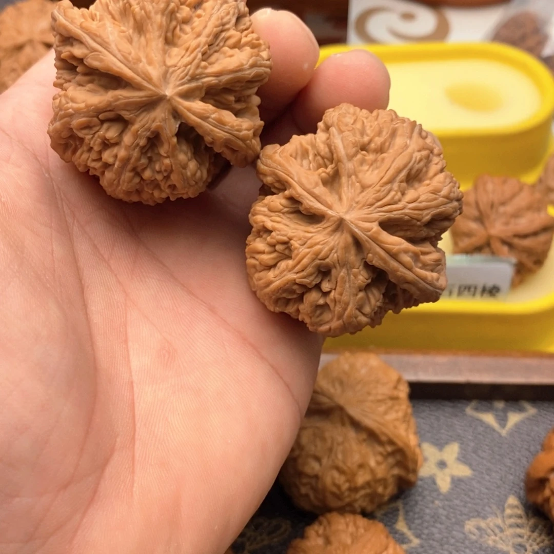 文玩核桃把件46粗筋