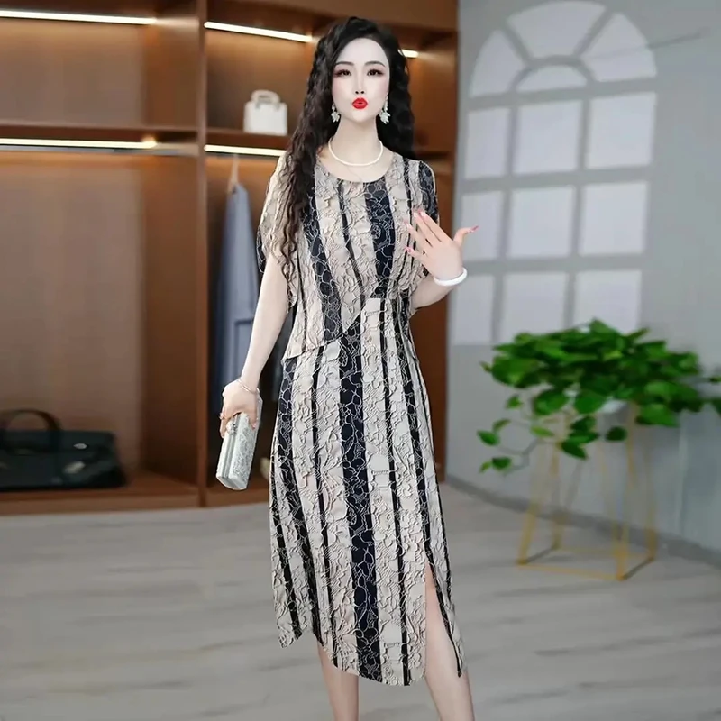 (运费补贴)2025年洋气妈妈装连衣裙套装时尚优雅气质减龄显瘦罩