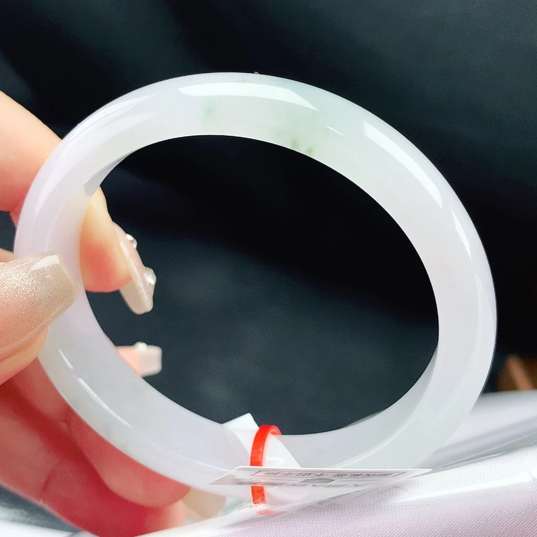 翡翠手镯未镶嵌56贵妃