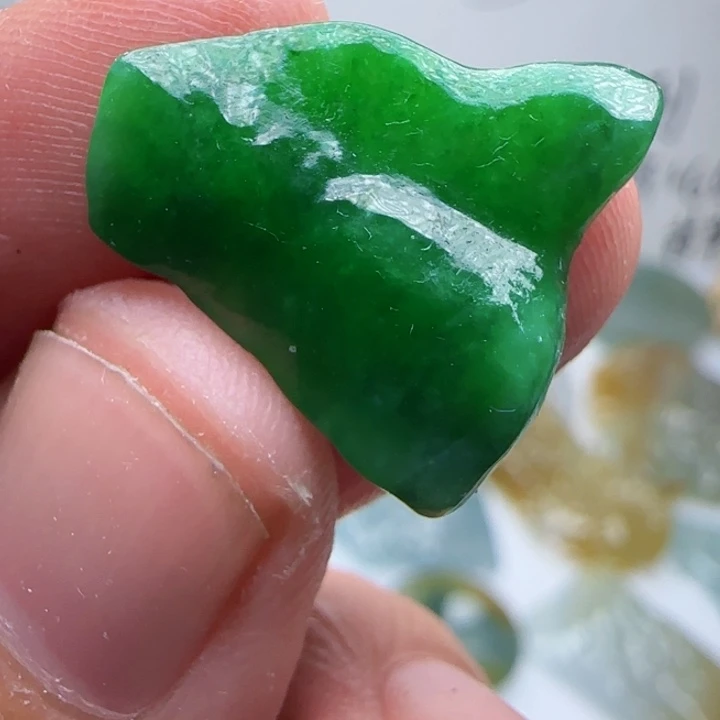 定制翡翠未镶嵌不包工