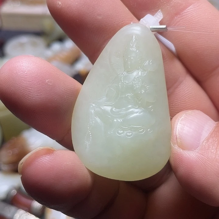 颈饰未镶嵌和田玉(糖玉)