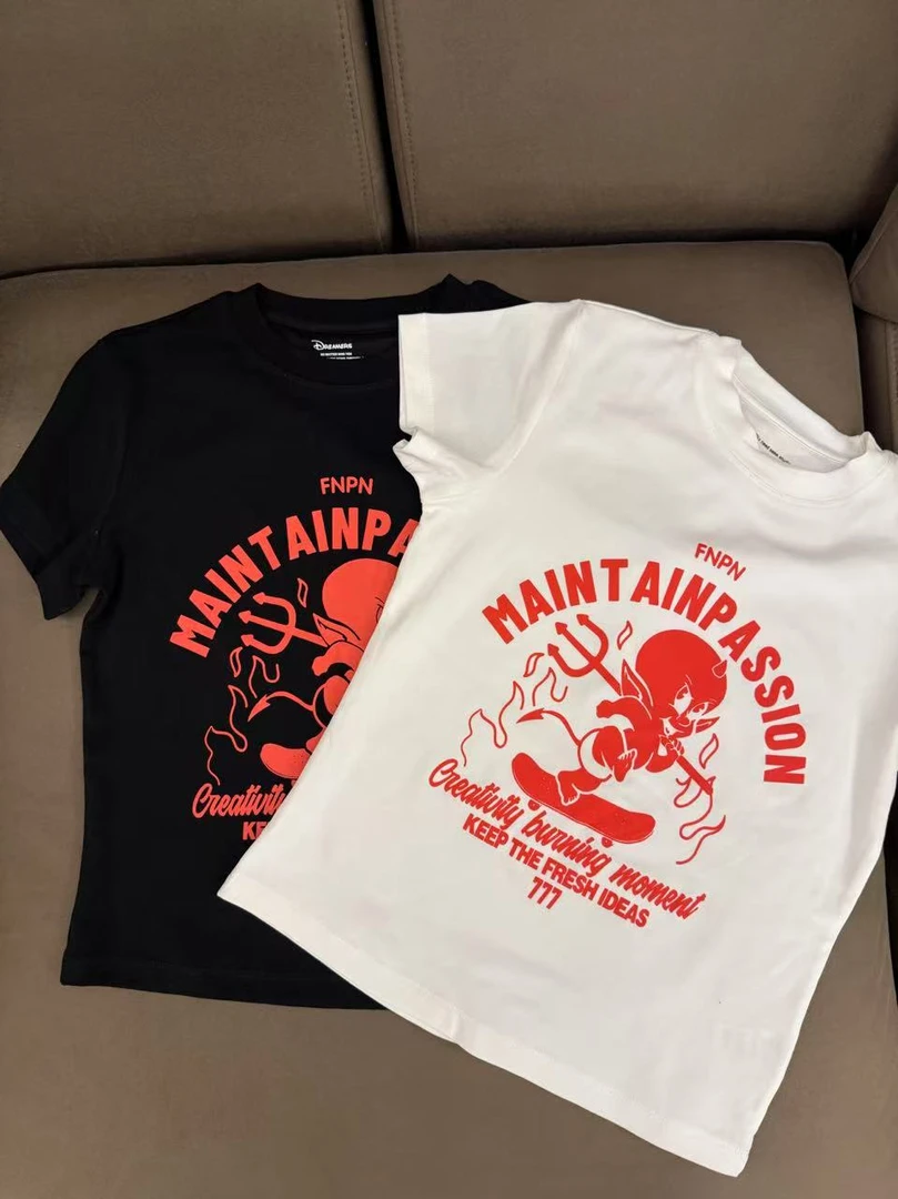 小恶魔复古修身T恤