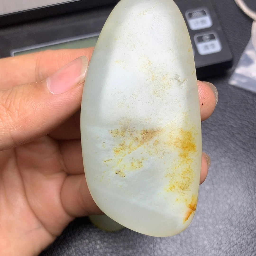 满***号和田玉未镶嵌挂件