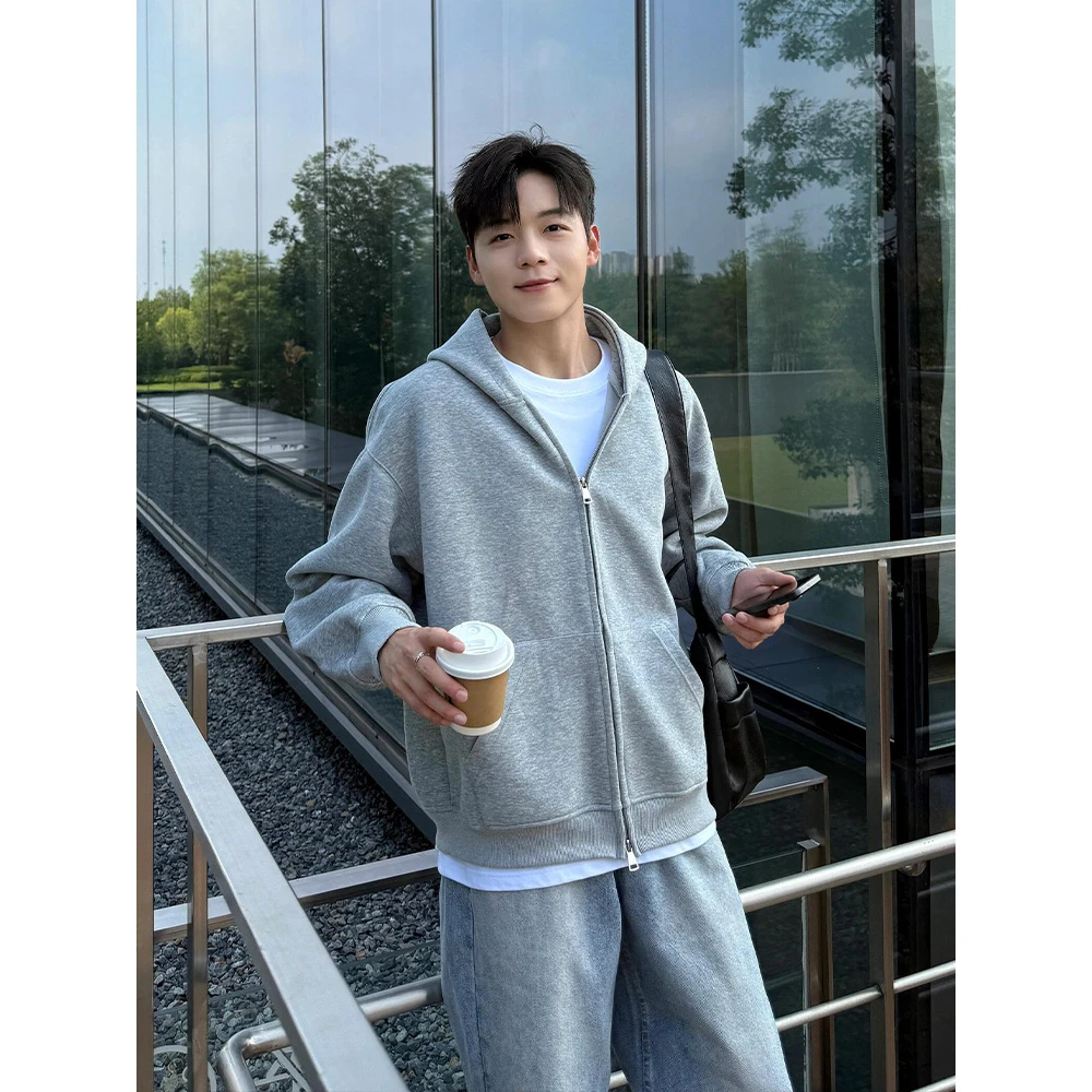 浅灰色美式拉链开衫卫衣秋季阳光干净男生穿搭cleanfit连帽衫外套