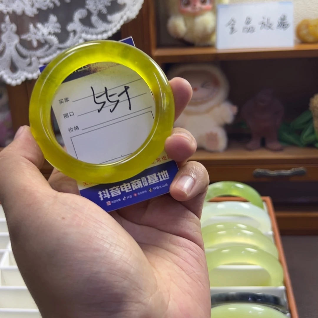 蛇纹石玉未镶嵌手镯407