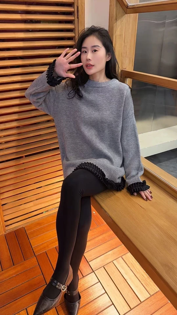 Miss huo 下摆拼接毛衫 A 灰色 8681