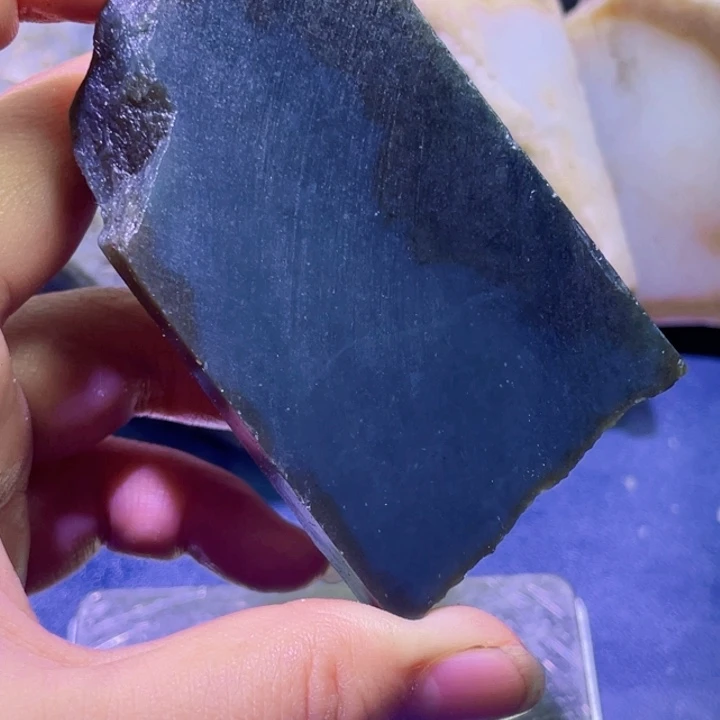 和田玉未镶嵌珠宝半成品