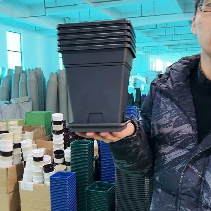 清仓方盆口16高18黑色带托5只