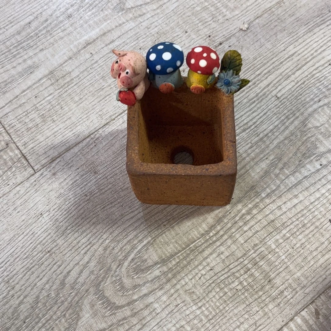 噗***蛋泥塑古镇炻陶花盆