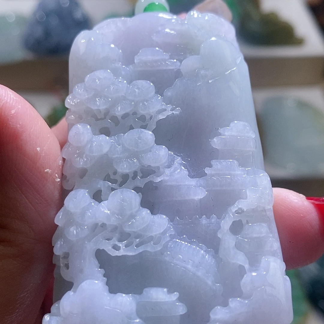 【闪购商品】翡翠颈饰未镶嵌山水