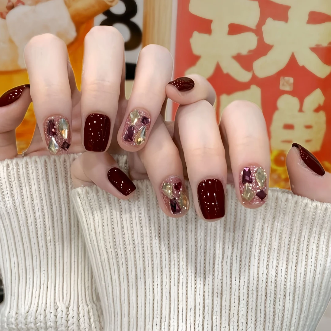 【车厘子】纯手工拆卸穿戴甲中短款酒红镶钻穿戴甲高级显白美甲贴片