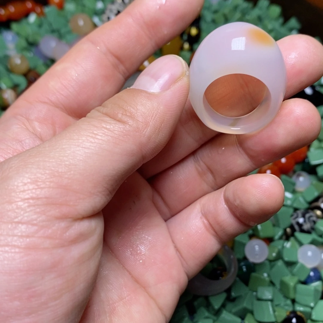 未镶嵌颈饰玛瑙/玉髓