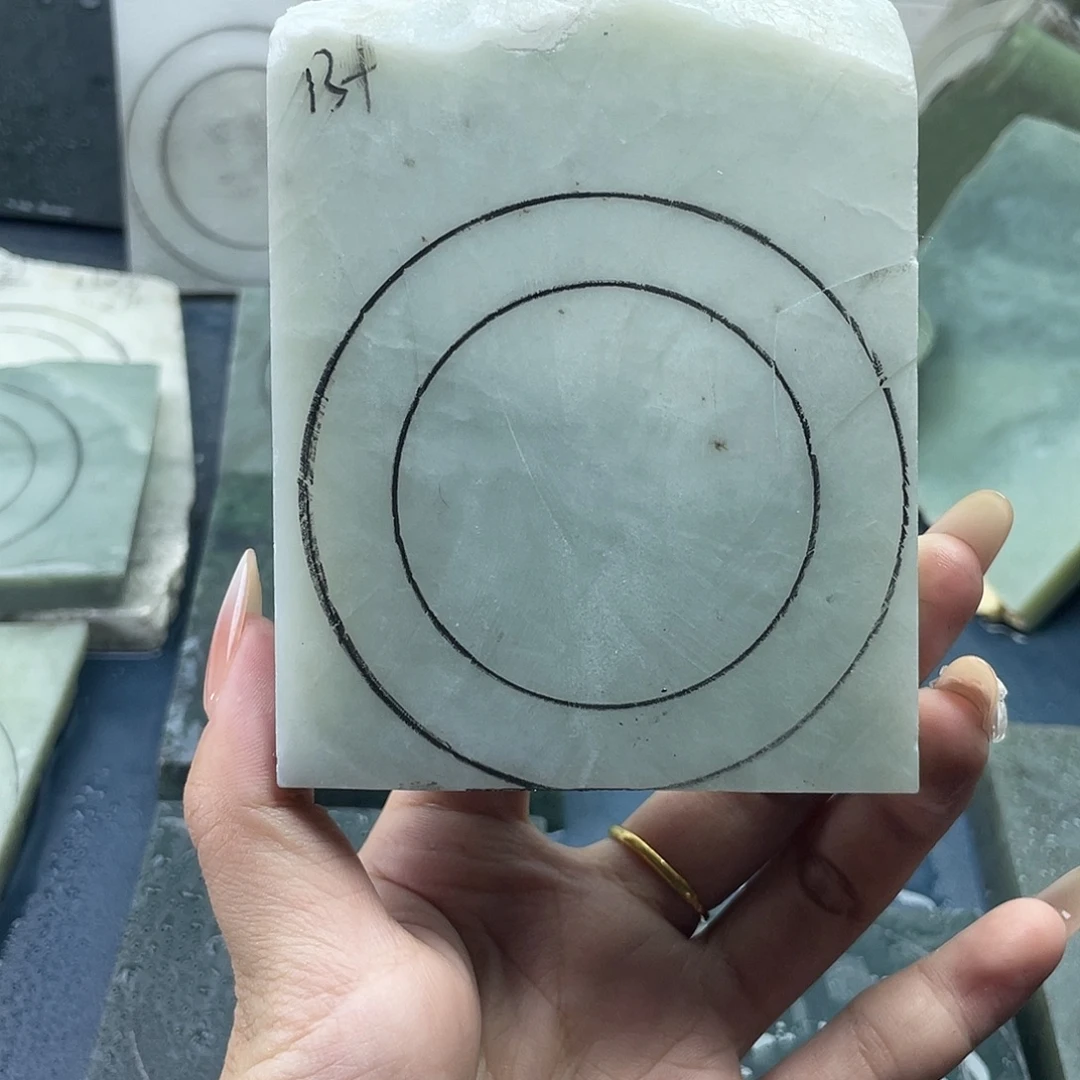 别***择和田玉未镶嵌手镯定制手镯