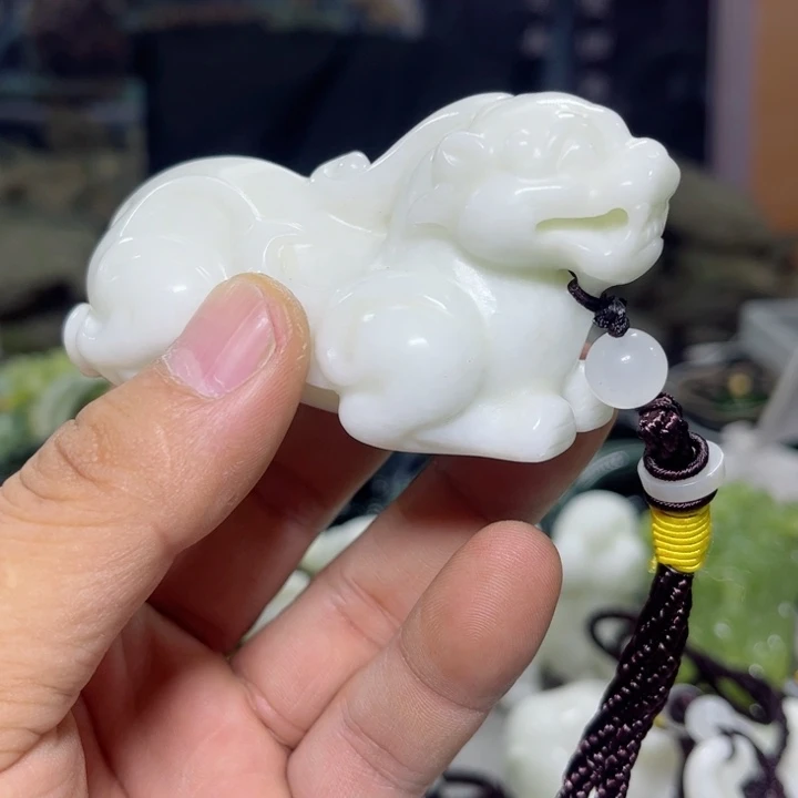 蛇纹石玉手把件未镶嵌宝*