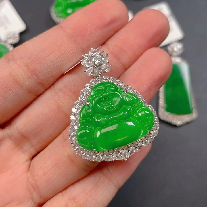 【闪购商品】颈饰银S925镶嵌翡翠翡翠
