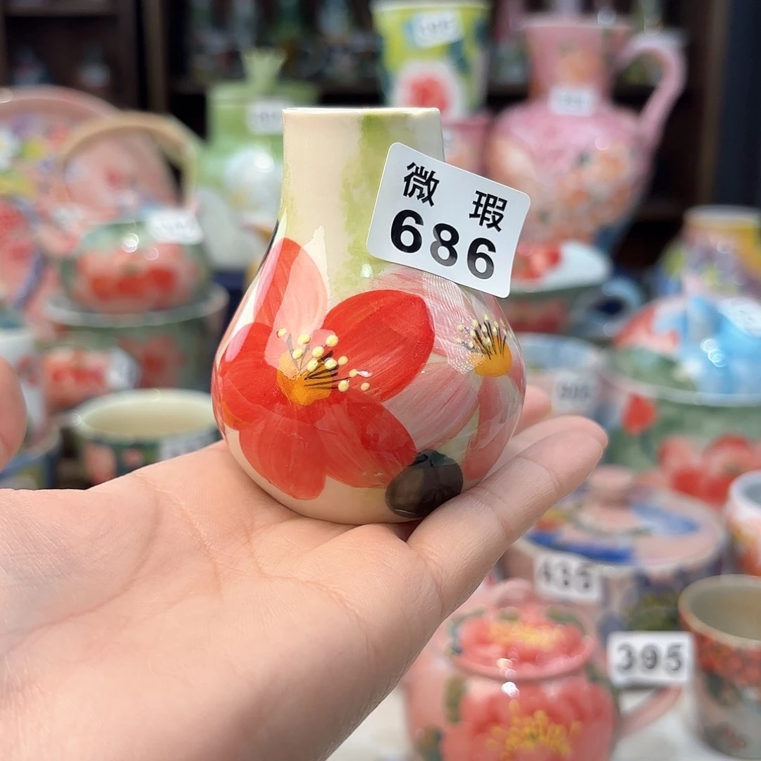 瓷片兔兔好de l l l l l l l