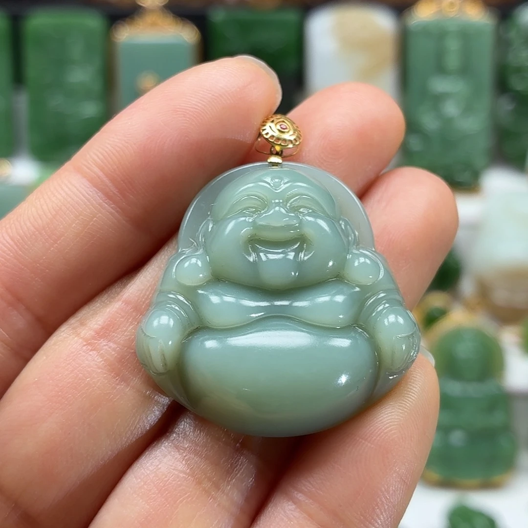 和田玉18K金镶嵌颈饰