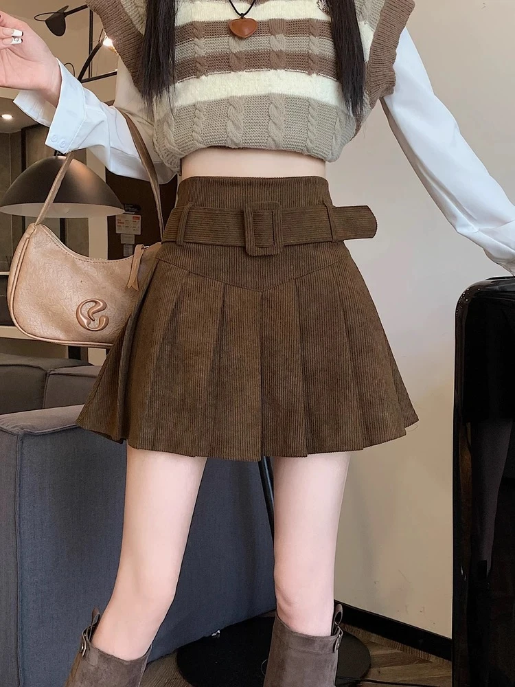 灯芯绒半身裙女大码胖mm百搭高腰显瘦遮肚子a字百褶裙防走光短裙