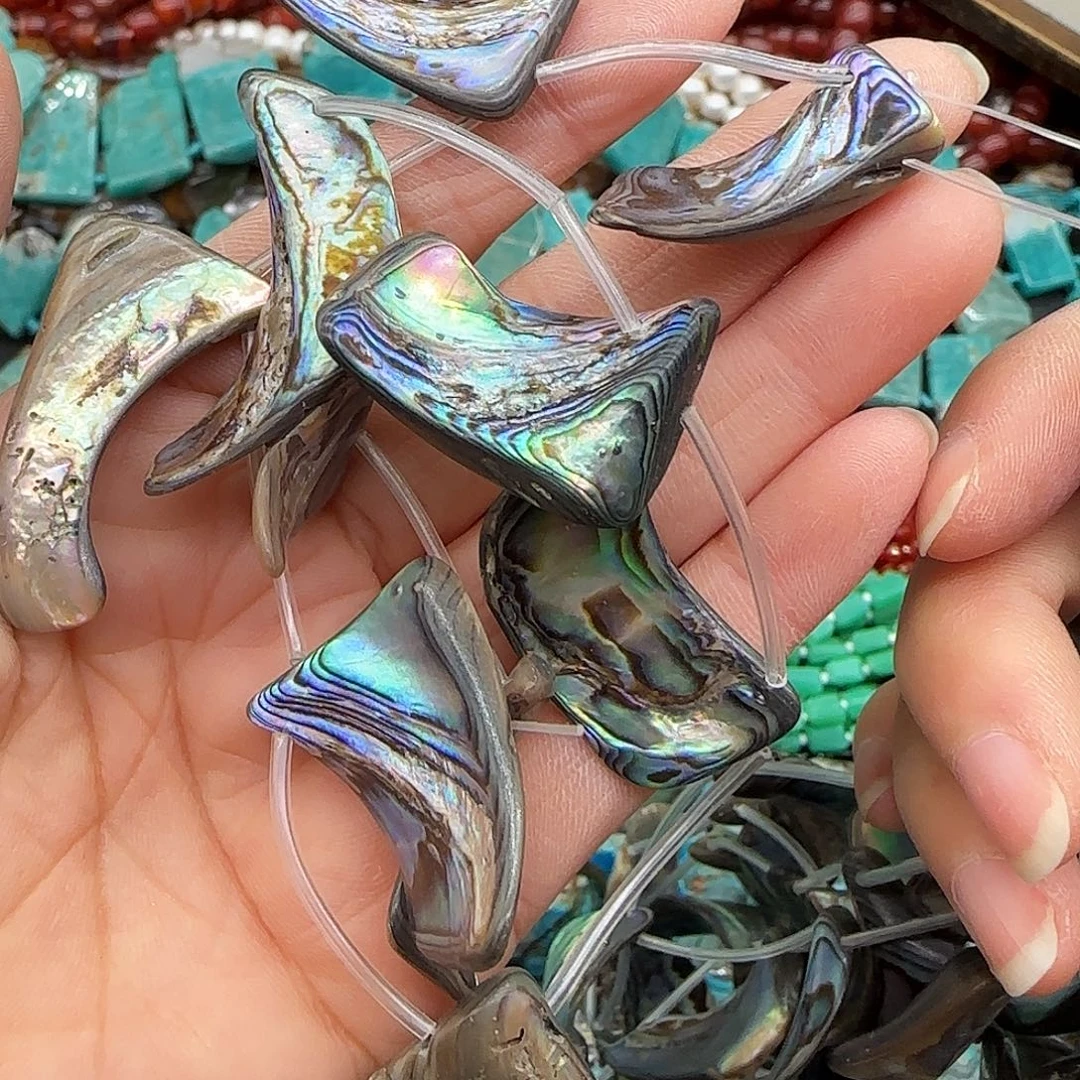 玛瑙/玉髓合金珠宝半成品鲍鱼贝牌子一条