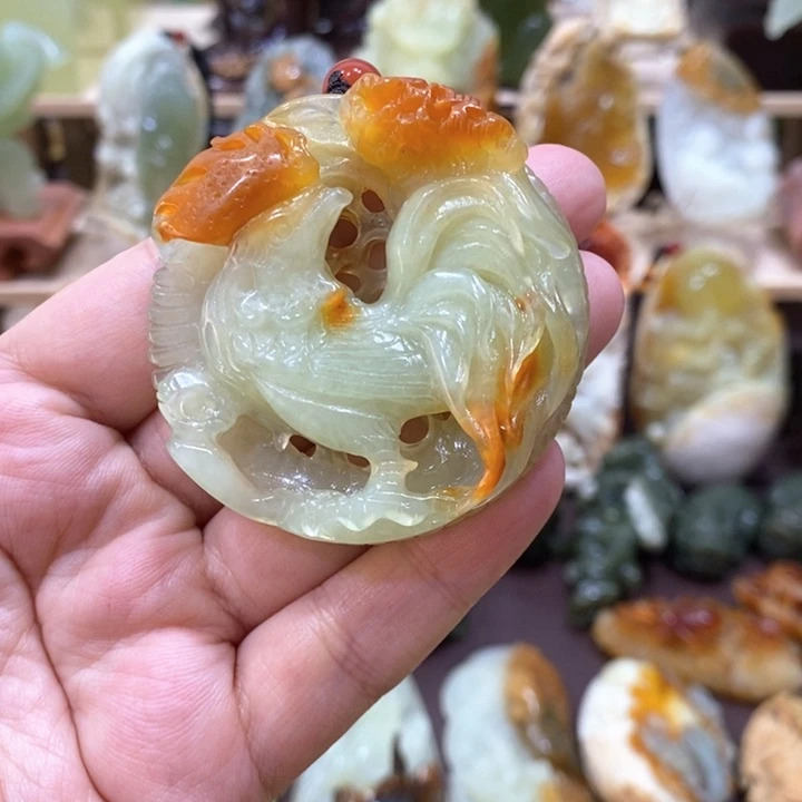 未镶嵌蛇纹石玉颈饰