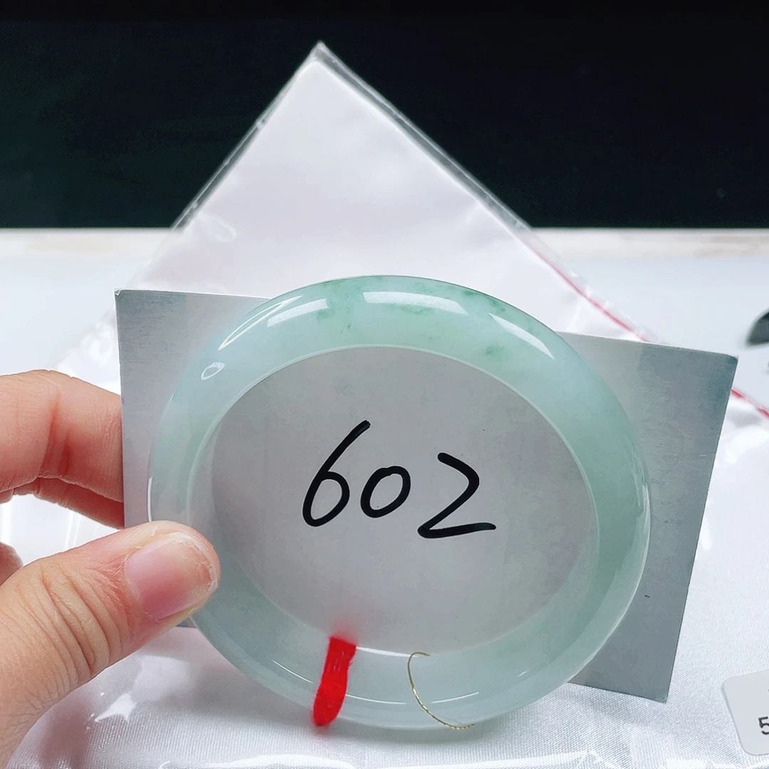 翡翠未镶嵌手镯58+正圈