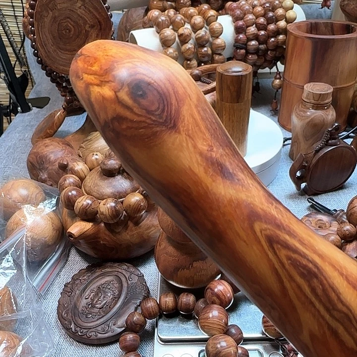 黄花梨/降香黄檀叫****行海黄蛇形手把棍