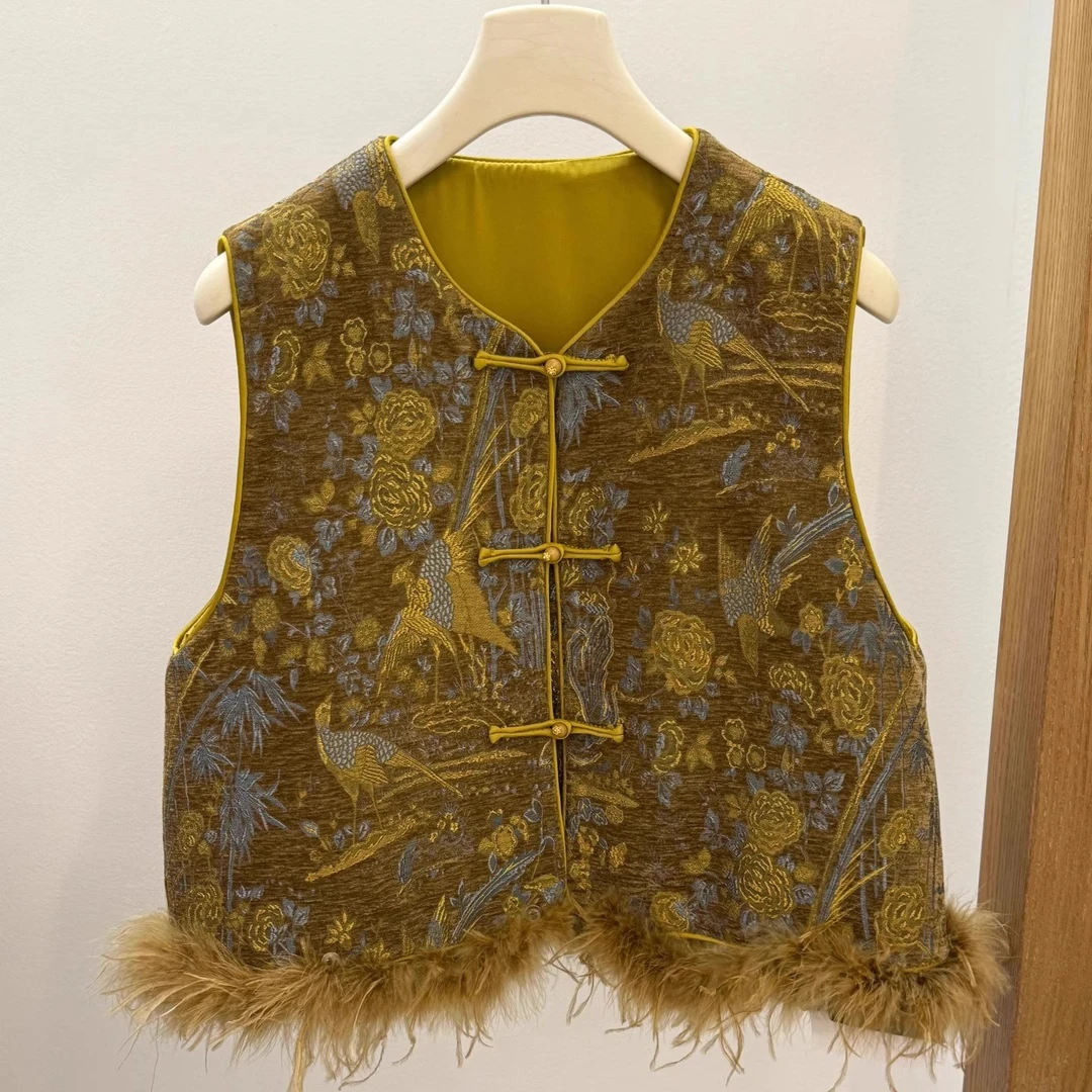 新中式国风盘扣提花马甲女2025秋冬新款高级感鸵鸟毛气质马夹上衣