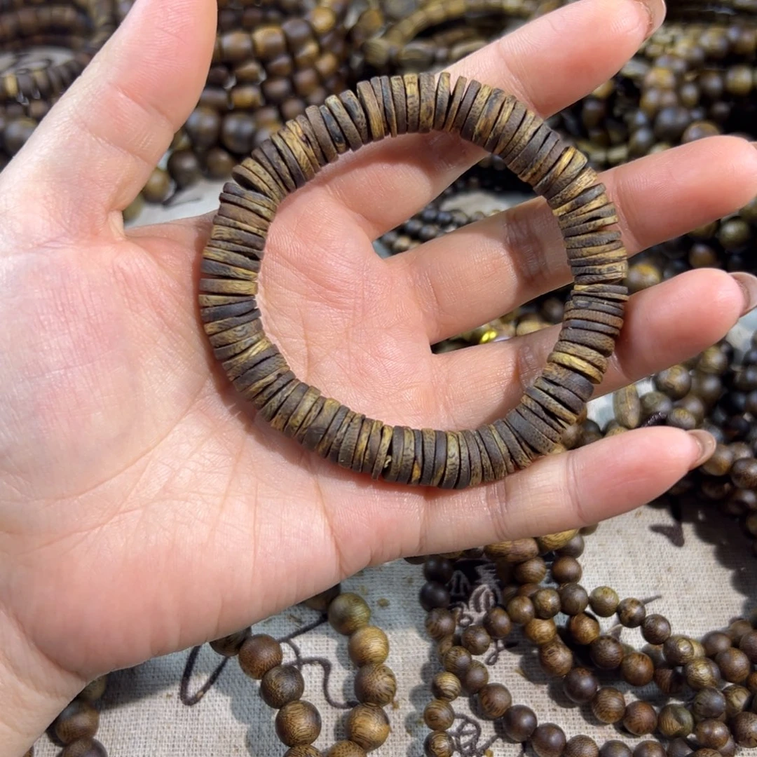 沉香沉香碎屑片片珠11克