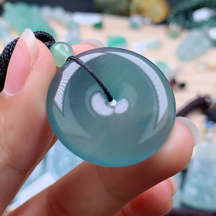 【闪购商品】翡翠颈饰未镶嵌翡翠吊坠