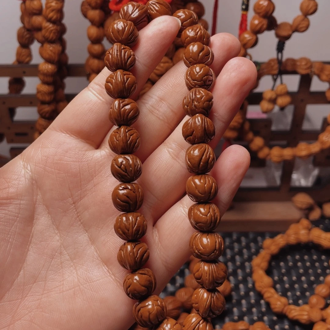 木质类龙纹桃枭手持