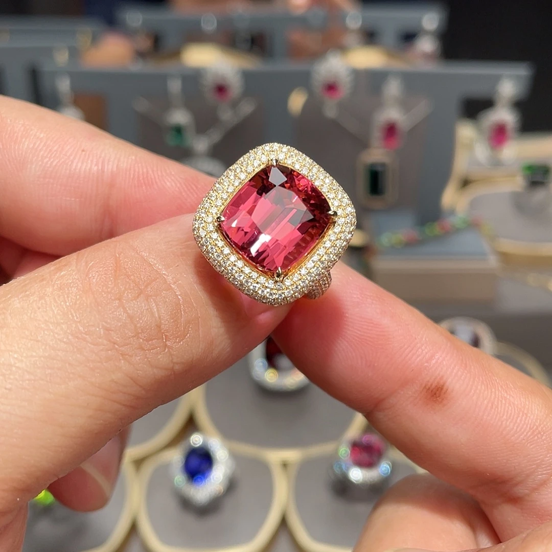 18K金镶嵌戒指碧玺9.65ct