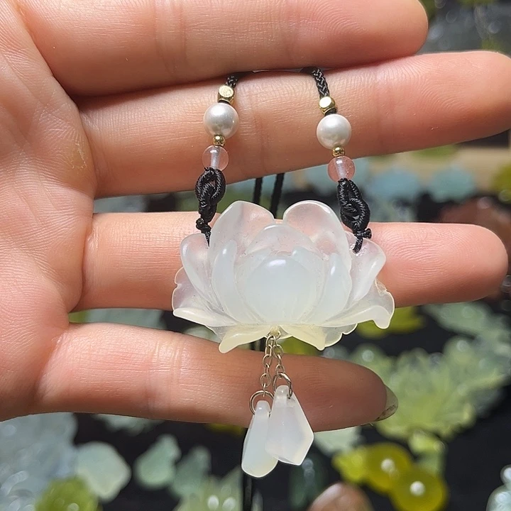 未镶嵌蛇纹石玉颈饰