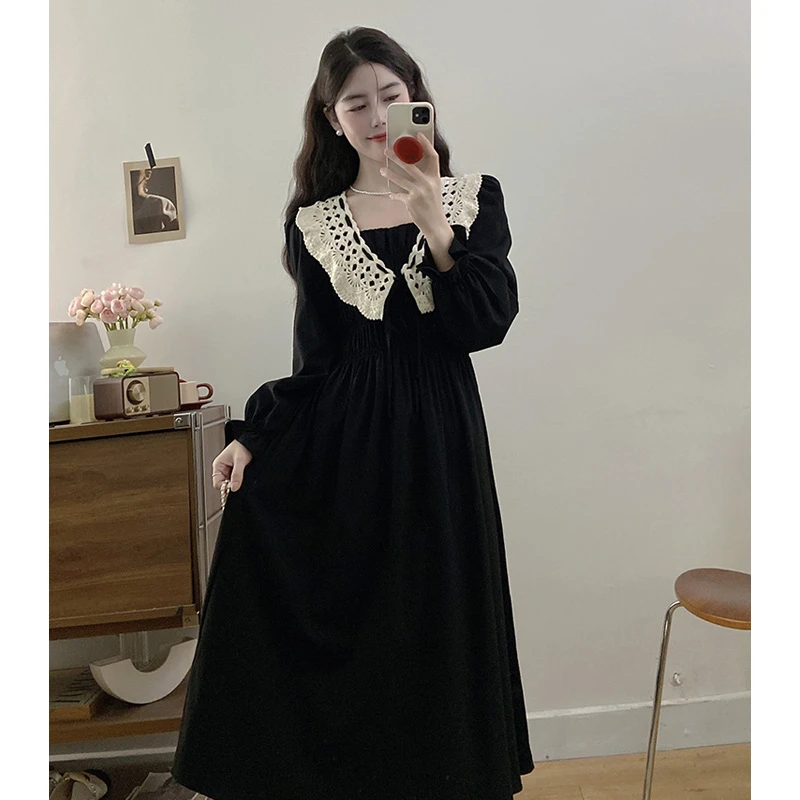 大码女装早秋长袖连衣裙胖mm收腰显瘦长裙法式蕾丝花边领黑色裙子