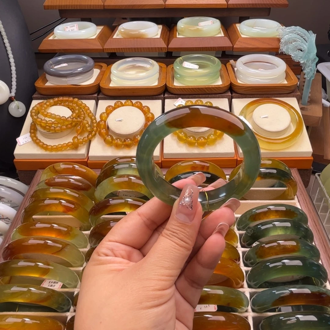 蛇纹石玉未镶嵌55-56