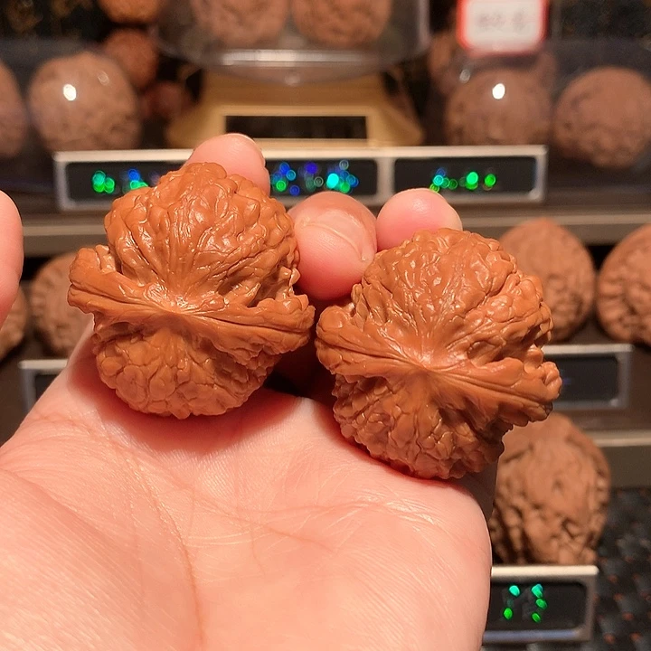 文玩核桃把件核鼎