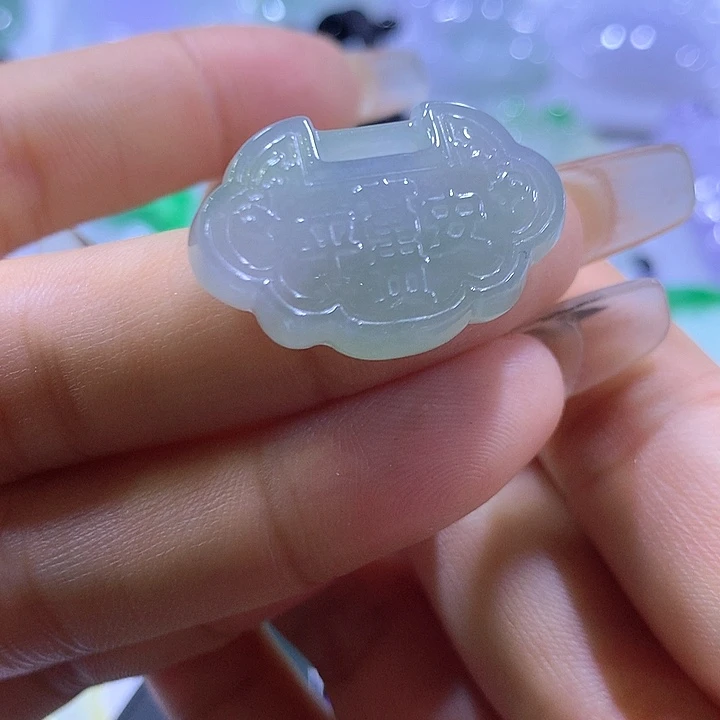 颈饰未镶嵌翡翠天然翡翠A货吊坠