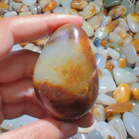 和田玉未镶嵌颈饰随*177克