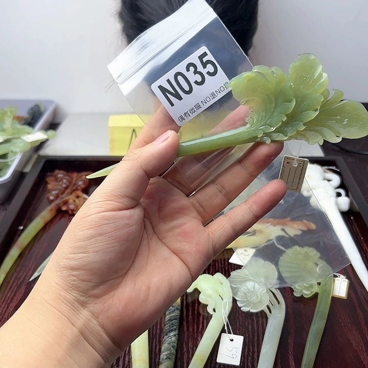 蛇纹石玉发饰合金满*儿